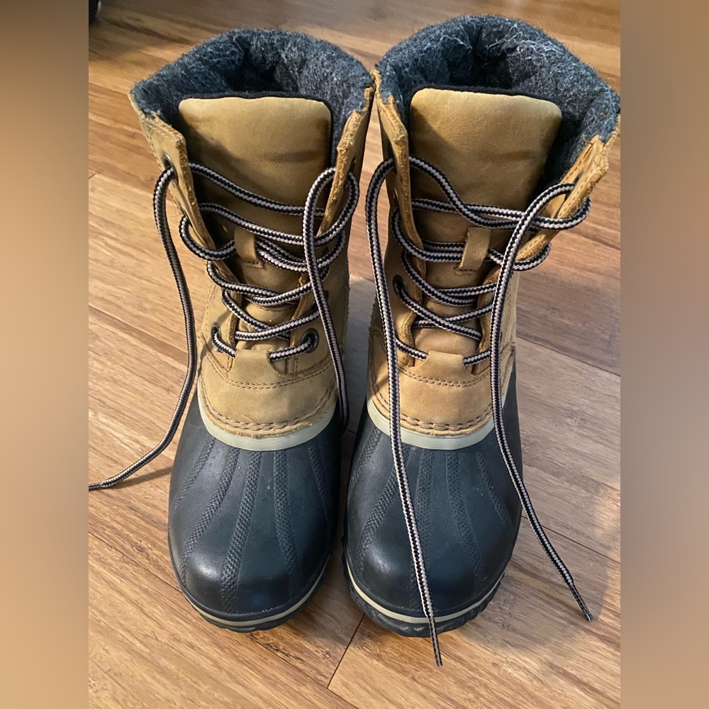 Sorel women’s snow boots